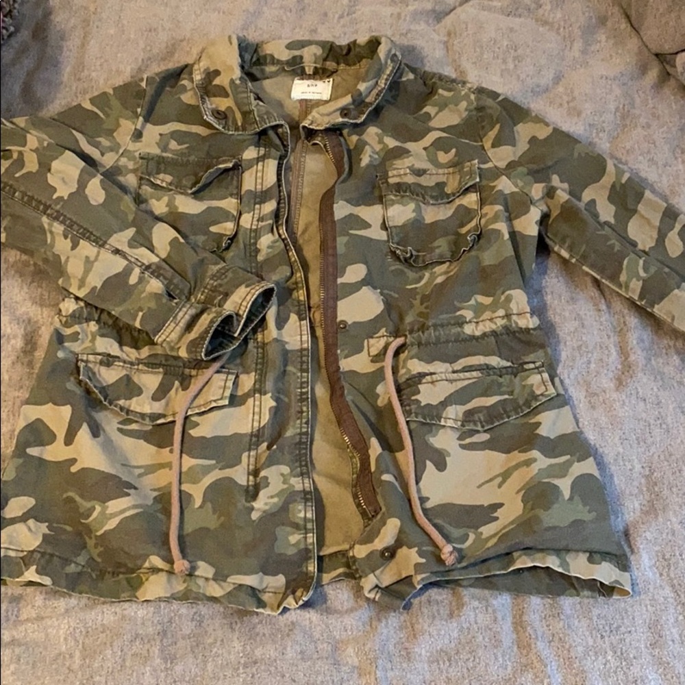Army fatigue jacket